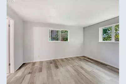 343 Cumberland St, Astoria, OR 97103 - Photo 17