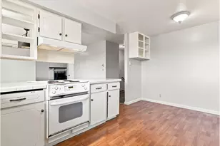 343 Cumberland St, Astoria, OR 97103 - Photo 13