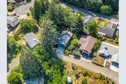 343 Cumberland St, Astoria, OR 97103 - Photo 41