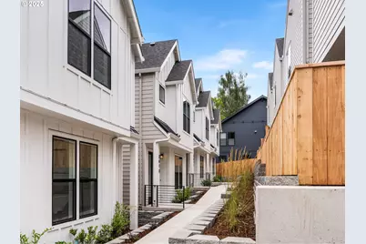 3613 SW Logan St, Portland, OR 97219 - Photo 1