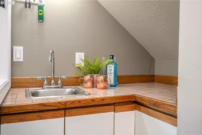 8670 SW Stratford Ct, Portland, OR 97224 - Photo 17