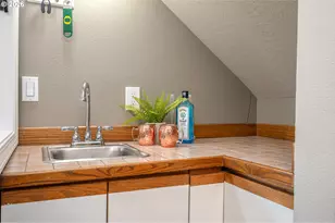 8670 SW Stratford Ct, Portland, OR 97224 - Photo 17