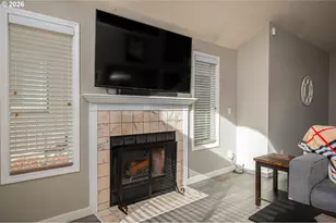 8670 SW Stratford Ct, Portland, OR 97224 - Photo 11