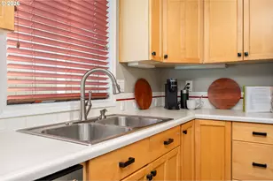 8670 SW Stratford Ct, Portland, OR 97224 - Photo 23