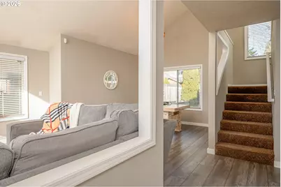 8670 SW Stratford Ct, Portland, OR 97224 - Photo 5