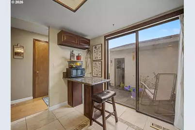 3214 NE 29th St, Gresham, OR 97030 - Photo 7