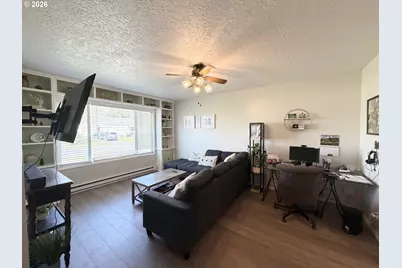 420 24th Ave, Longview, WA 98632 - Photo 5