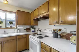 12395 SE Main St, Portland, OR 97233 - Photo 17