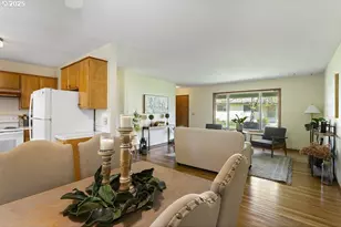 12395 SE Main St, Portland, OR 97233 - Photo 13