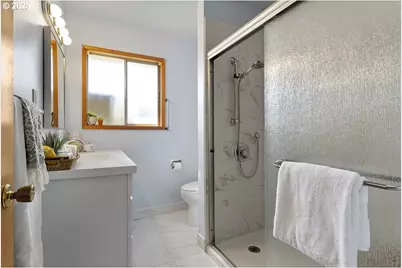 12395 SE Main St, Portland, OR 97233 - Photo 21