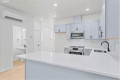 6323 SE Chloe Rose Way, Milwaukie, OR 97267 - Photo 7