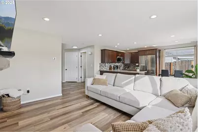 2488 SW Taylor Dr, McMinnville, OR 97128 - Photo 9