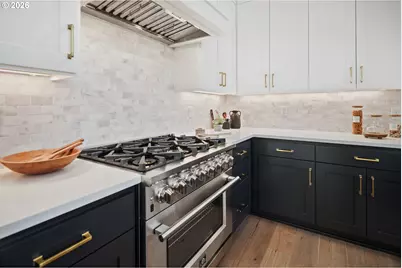 22872 Weatherhill Rd, West Linn, OR 97068 - Photo 11