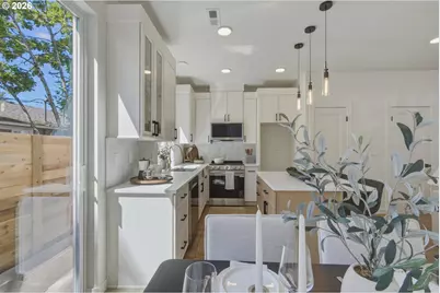 9411 N Macrum Ave, Portland, OR 97203 - Photo 7