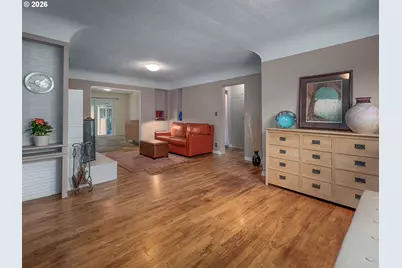 624 NE Edison St, Hillsboro, OR 97124 - Photo 5