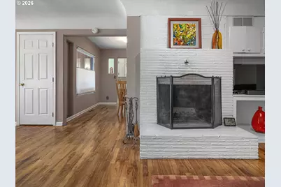 624 NE Edison St, Hillsboro, OR 97124 - Photo 7