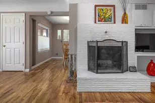 624 NE Edison St, Hillsboro, OR 97124 - Photo 7