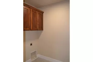 2957 Sylvan Dr, Grants Pass, OR 97527 - Photo 27