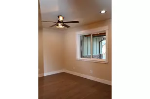 2957 Sylvan Dr, Grants Pass, OR 97527 - Photo 11