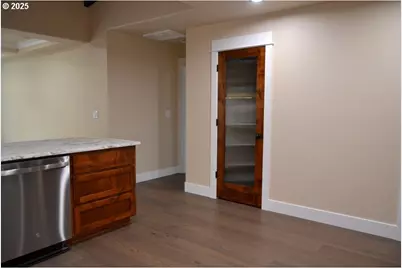 2957 Sylvan Dr, Grants Pass, OR 97527 - Photo 9