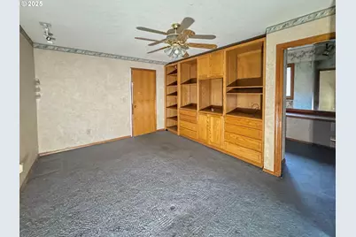 10588 SE 96th Ave, Happy Valley, OR 97086 - Photo 17