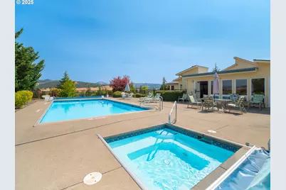 633 Highland Vista Ln, Roseburg, OR 97471 - Photo 19