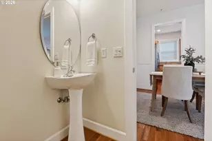 7856 SW 31st Ave, Portland, OR 97219 - Photo 11