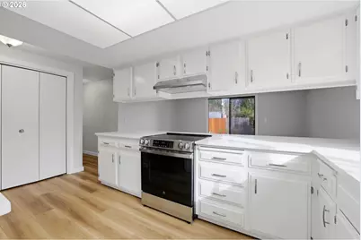 21634 SW Columbia Dr, Tualatin, OR 97062 - Photo 17