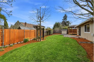 21634 SW Columbia Dr, Tualatin, OR 97062 - Photo 39