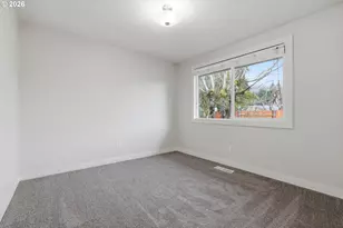 21634 SW Columbia Dr, Tualatin, OR 97062 - Photo 31