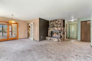 527 Summit Ridge Dr, The Dalles, OR 97058 - Photo 11