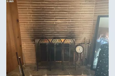 1715 NW 35th Pl, Lincoln City, OR 97367 - Photo 19