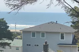 1715 NW 35th Pl, Lincoln City, OR 97367 - Photo 3
