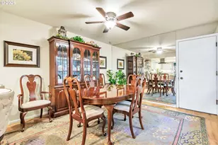 574 Wimbledon Ct, Eugene, OR 97401 - Photo 11