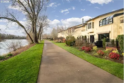 574 Wimbledon Ct, Eugene, OR 97401 - Photo 39