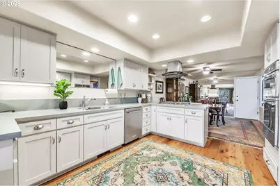 574 Wimbledon Ct, Eugene, OR 97401 - Photo 15