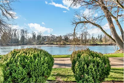 574 Wimbledon Ct, Eugene, OR 97401 - Photo 47