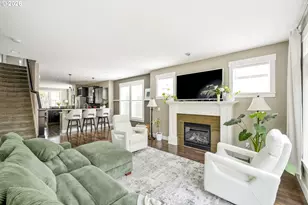 1556 N Holman St, Portland, OR 97217 - Photo 17