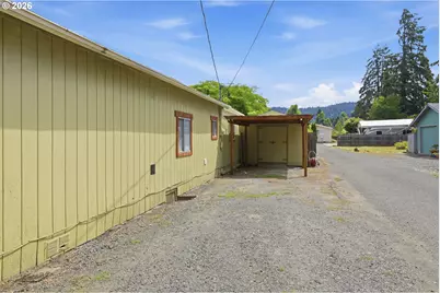 1118 S 4th St, Cottage Grove, OR 97424 - Photo 45