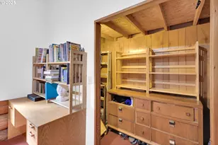 [Address not provided], Scotts Mills, OR 97375 - Photo 25