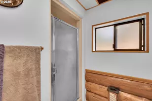 [Address not provided], Scotts Mills, OR 97375 - Photo 29