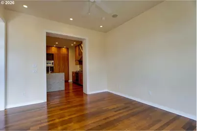 1511 NE Tillamook St, Portland, OR 97212 - Photo 11