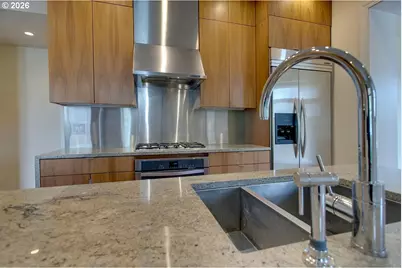 1511 NE Tillamook St, Portland, OR 97212 - Photo 5