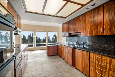 1038 Marina Heights Rd, Brookings, OR 97415 - Photo 9