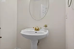 610 Holly Ave, Cottage Grove, OR 97424 - Photo 15