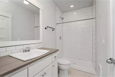 5471 NE 37th Ave, Portland, OR 97211 - Photo 33