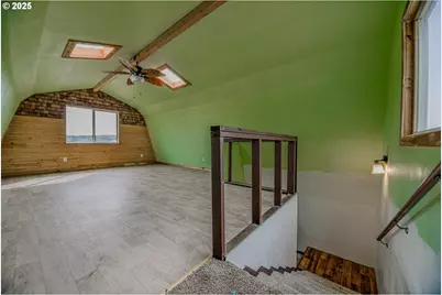 76171 Delena Mayger Rd, Rainier, OR 97048 - Photo 33