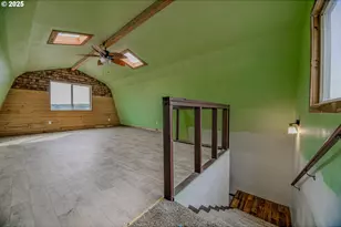 76171 Delena Mayger Rd, Rainier, OR 97048 - Photo 33