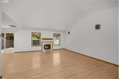 129 NE Lenox St, Hillsboro, OR 97124 - Photo 3