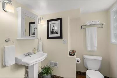 762 Lake Forest Dr, Lake Oswego, OR 97034 - Photo 25